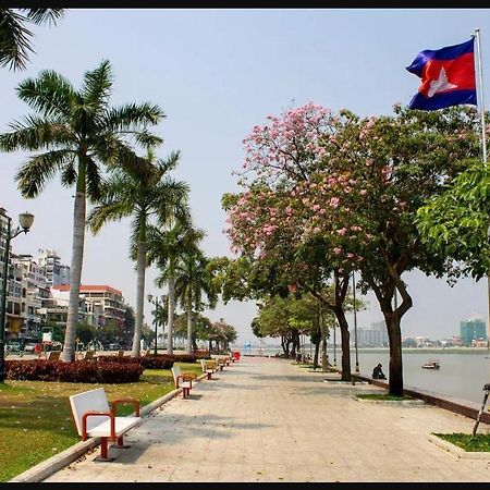 Hotel De Palace Phnom Penh Eksteriør bilde